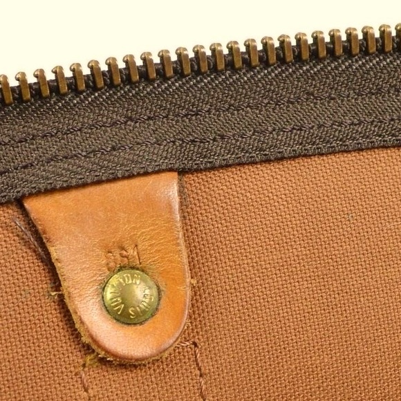 LOUIS VUITTON KEEPALL BANDOULIERE 55 TRAVEL BAG - Picture 9 of 9